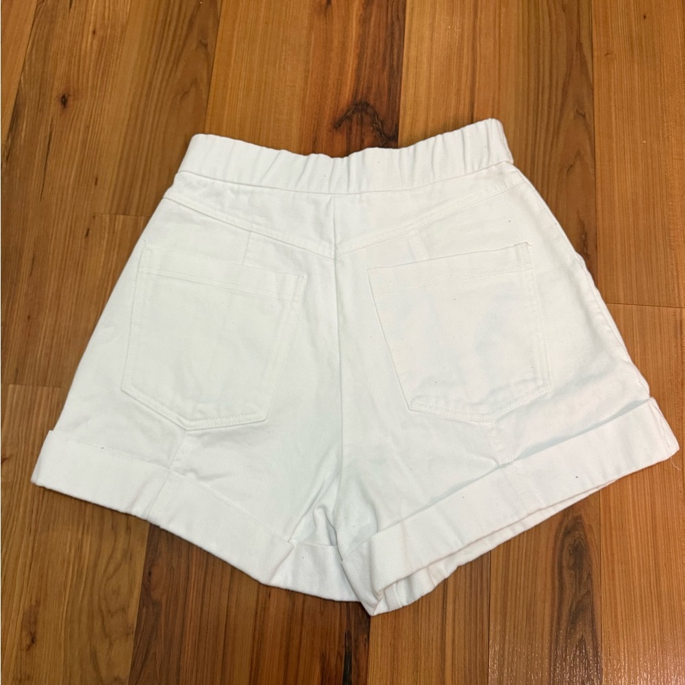 Zara White High-Waist Cuffed Shorts - Picture 5 of 8